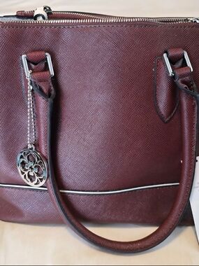 Mondani Tote Bag w/Charm Double Handles Classic - Berry - NWT - Fast Shipping